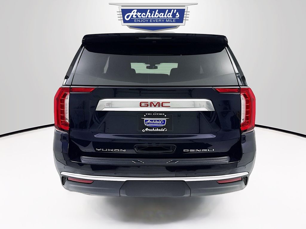 2022 GMC Yukon Denali photo