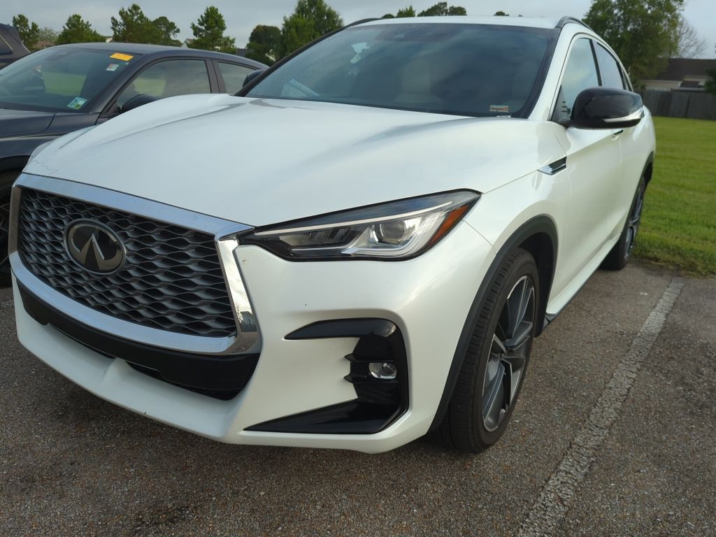 Radiant White 2024 INFINITI QX55 Luxe AWD SUV / Crossover All-Wheel Drive Continuously Variable Transmission