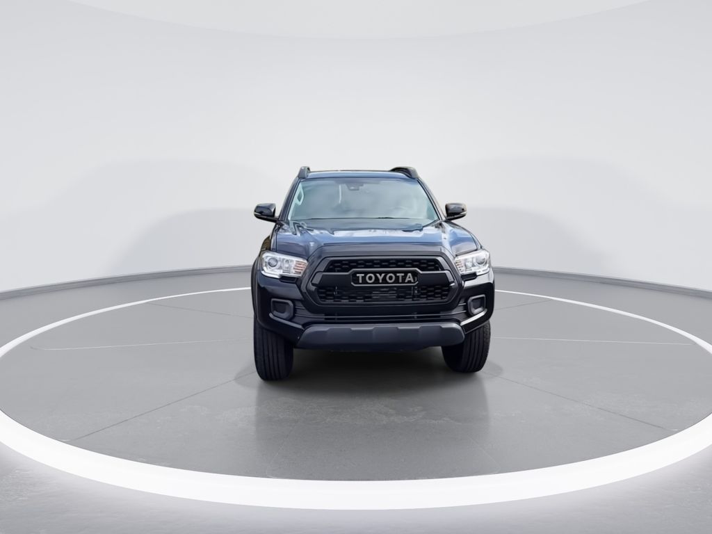 2022 Toyota Tacoma SR5 3