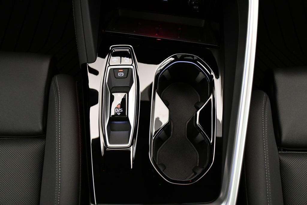 Thumbnail: 2025 Audi Q5 - 29