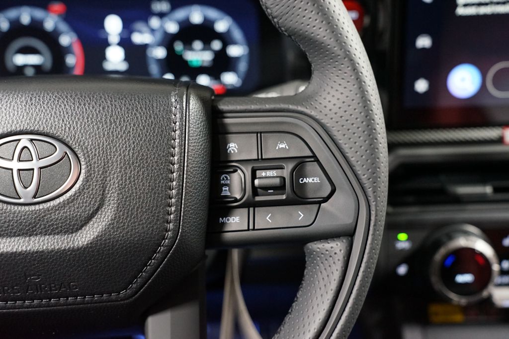 Thumbnail: 2026 Toyota 4Runner - 15