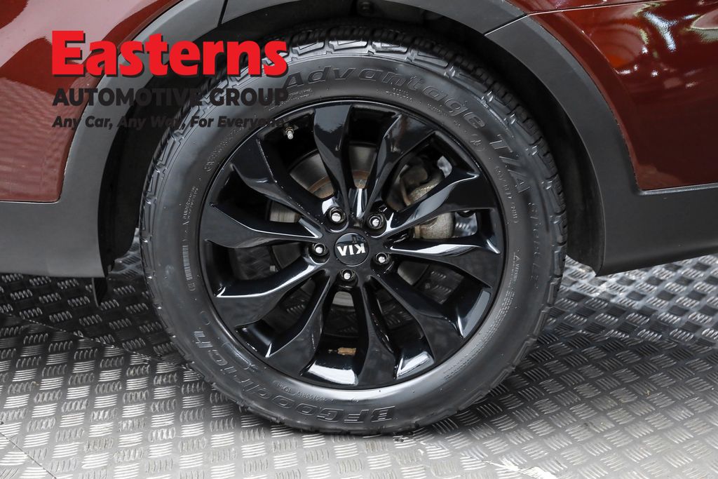 Used 2020 Purple Kia EX image 8