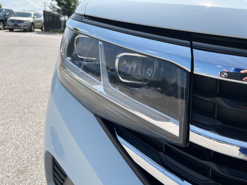Thumbnail: 2021 Volkswagen Atlas - 13