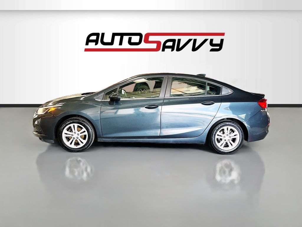 Used 2018 Graphite Metallic Chevrolet LT image 4