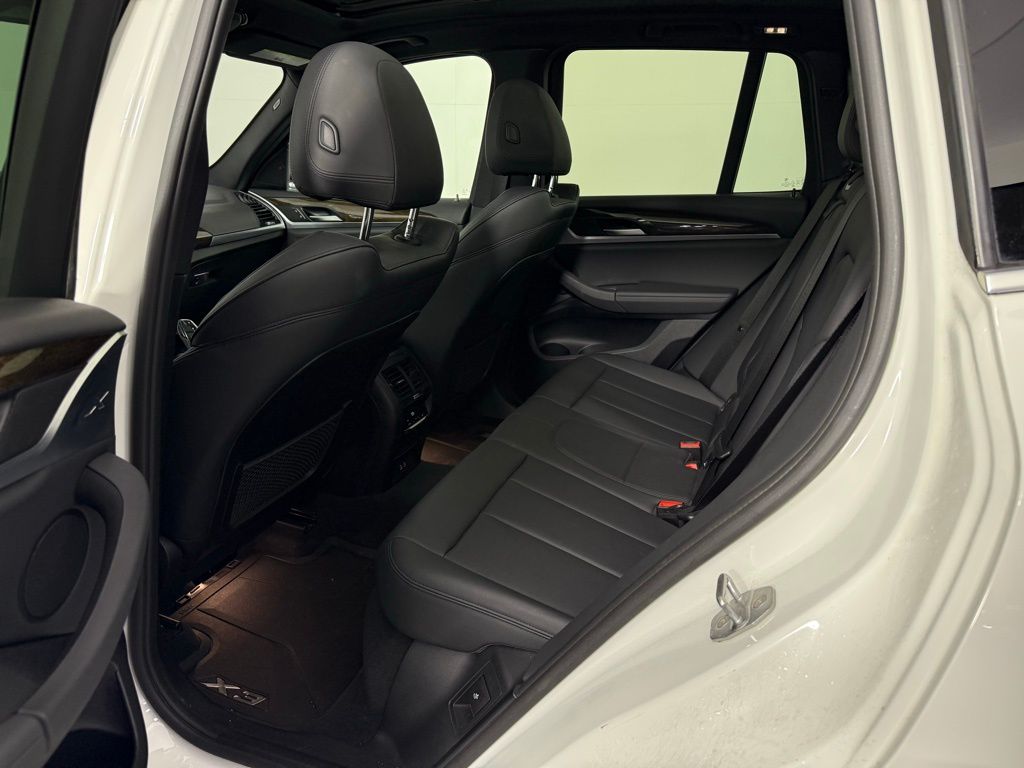 Thumbnail: 2020 BMW X3 - 23