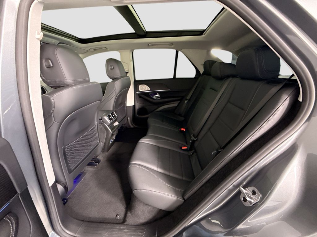 Thumbnail: 2026 Mercedes-Benz GLE - 23