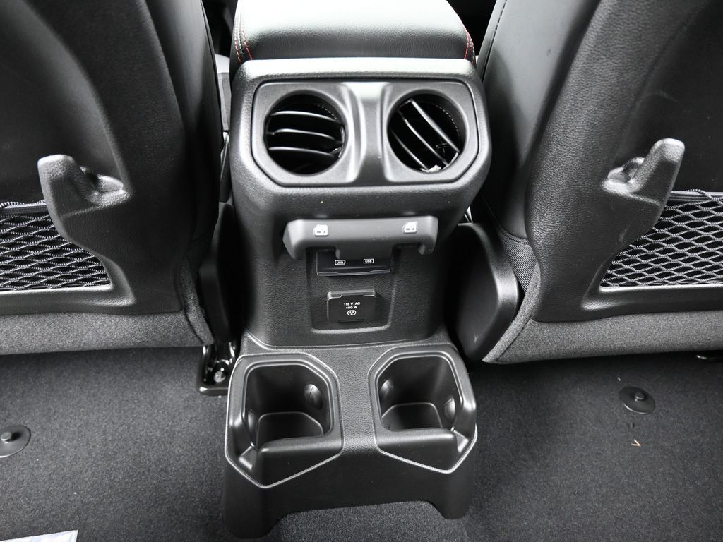 New 2026 Bright White Clearcoat Jeep Rubicon image 30