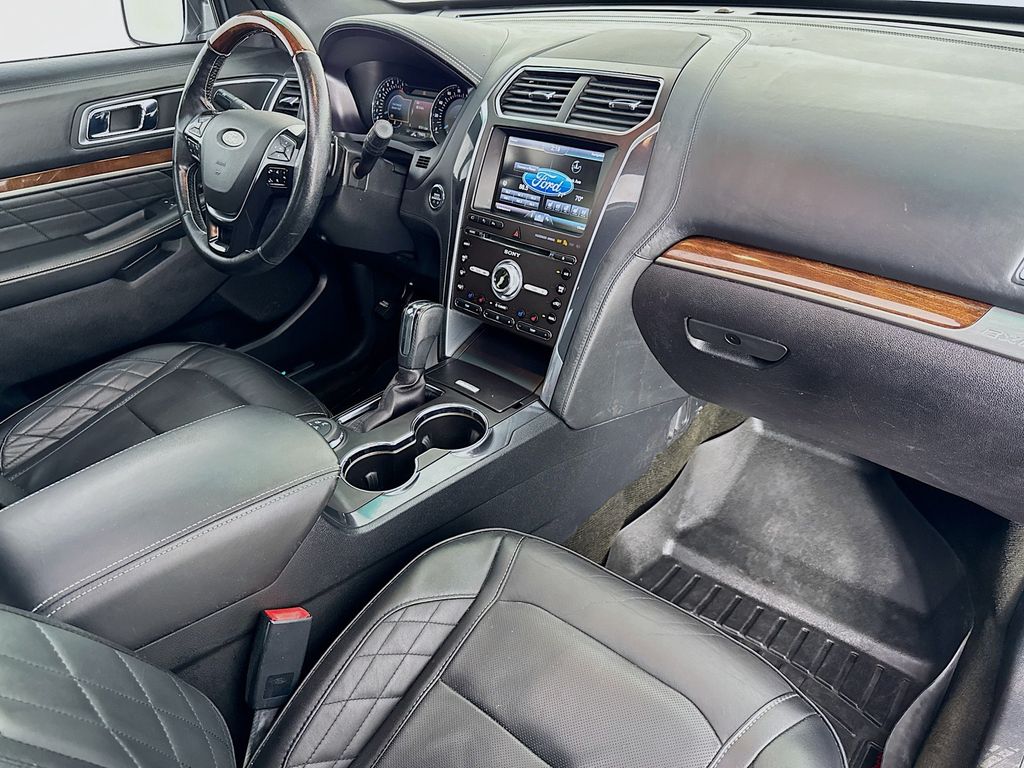 Used Car 2016 Ford Explorer  Platinum For Sale Under $20,000 In Austin, Texas