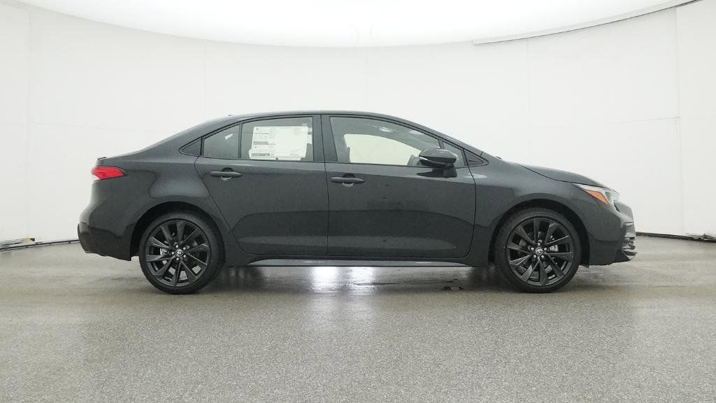 2025 Toyota Corolla SE 4