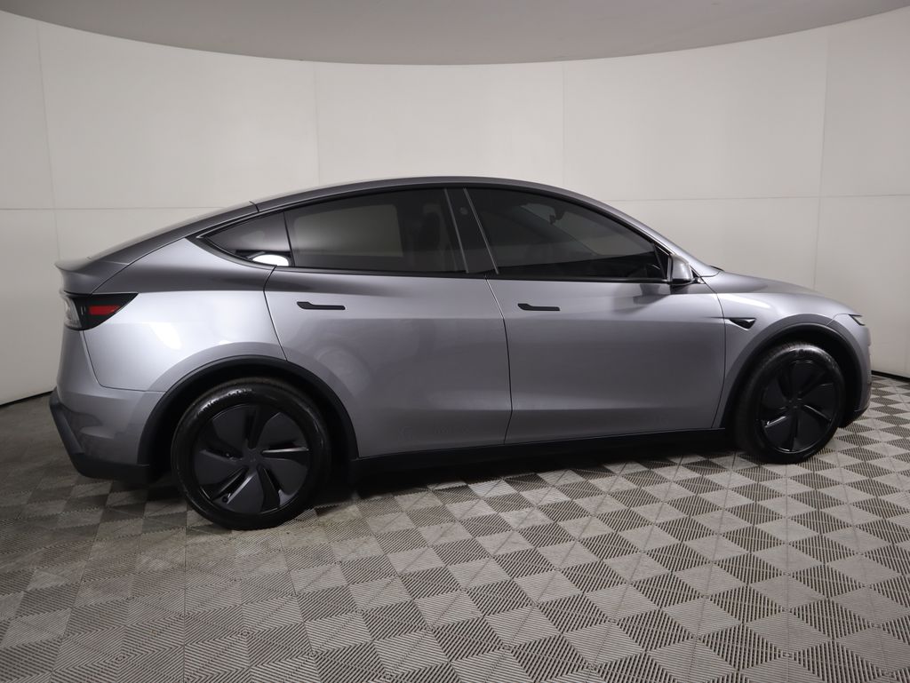 Thumbnail: 2026 Tesla Model Y - 4