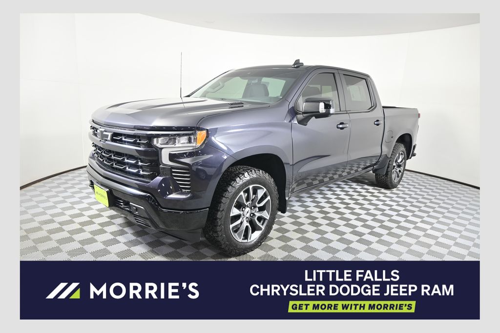 Dark Ash Metallic 2022 Chevrolet Silverado 1500 RST Crew Cab 4WD Pickup Truck Four-Wheel Drive Automatic