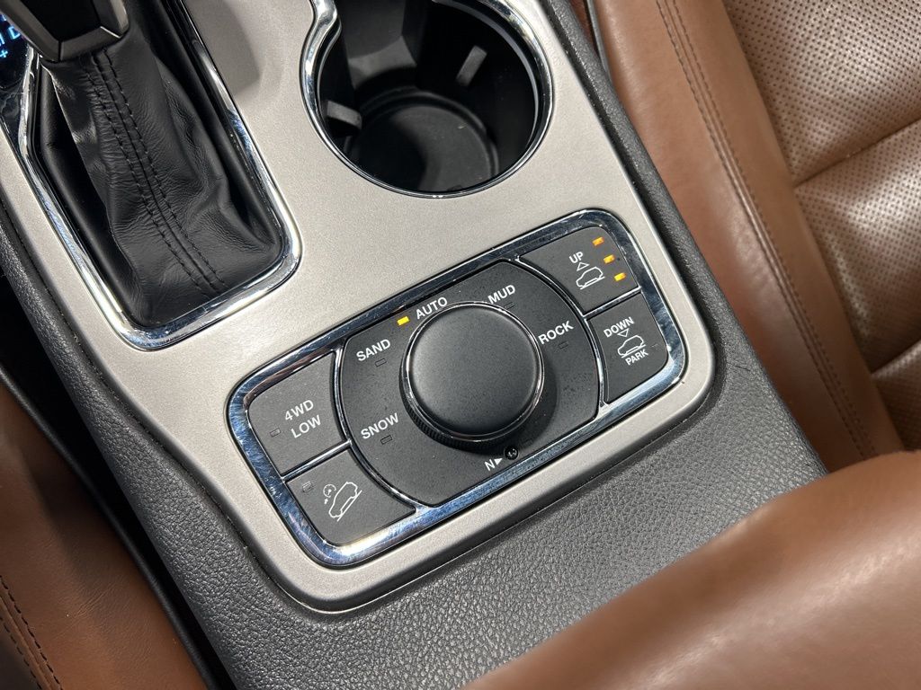 used 2021 Jeep Grand Cherokee car, priced at $27,202