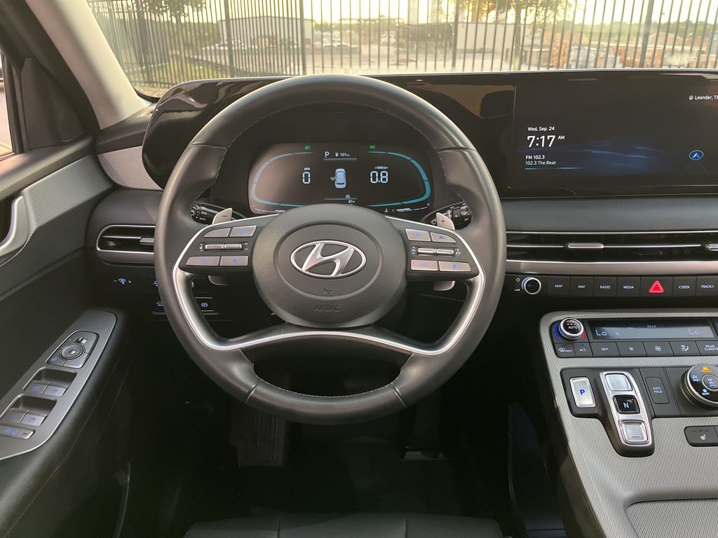 Thumbnail: 2023 Hyundai Palisade - 17