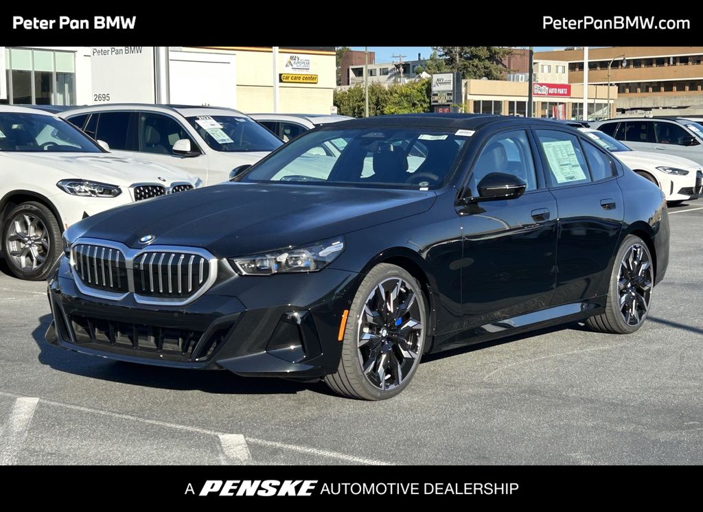 Thumbnail: 2026 BMW 5 Series - 1