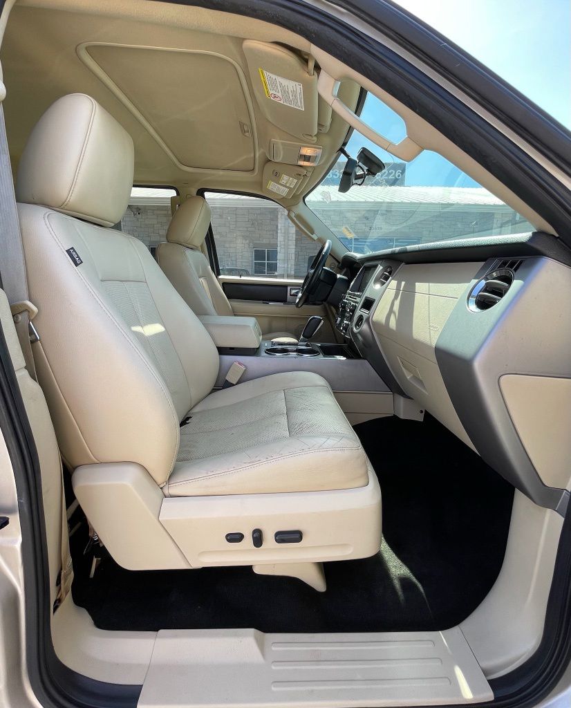 2017 Ford Expedition Limited Gold at Community Honda