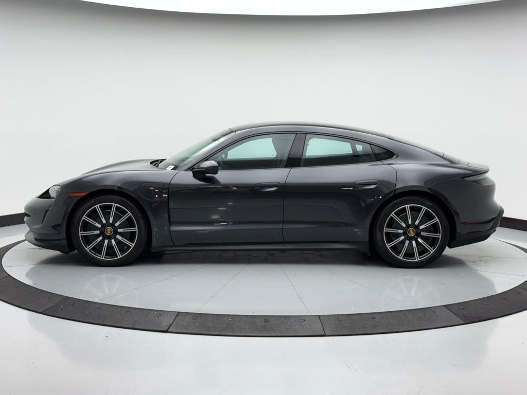 2022 Porsche Taycan  2