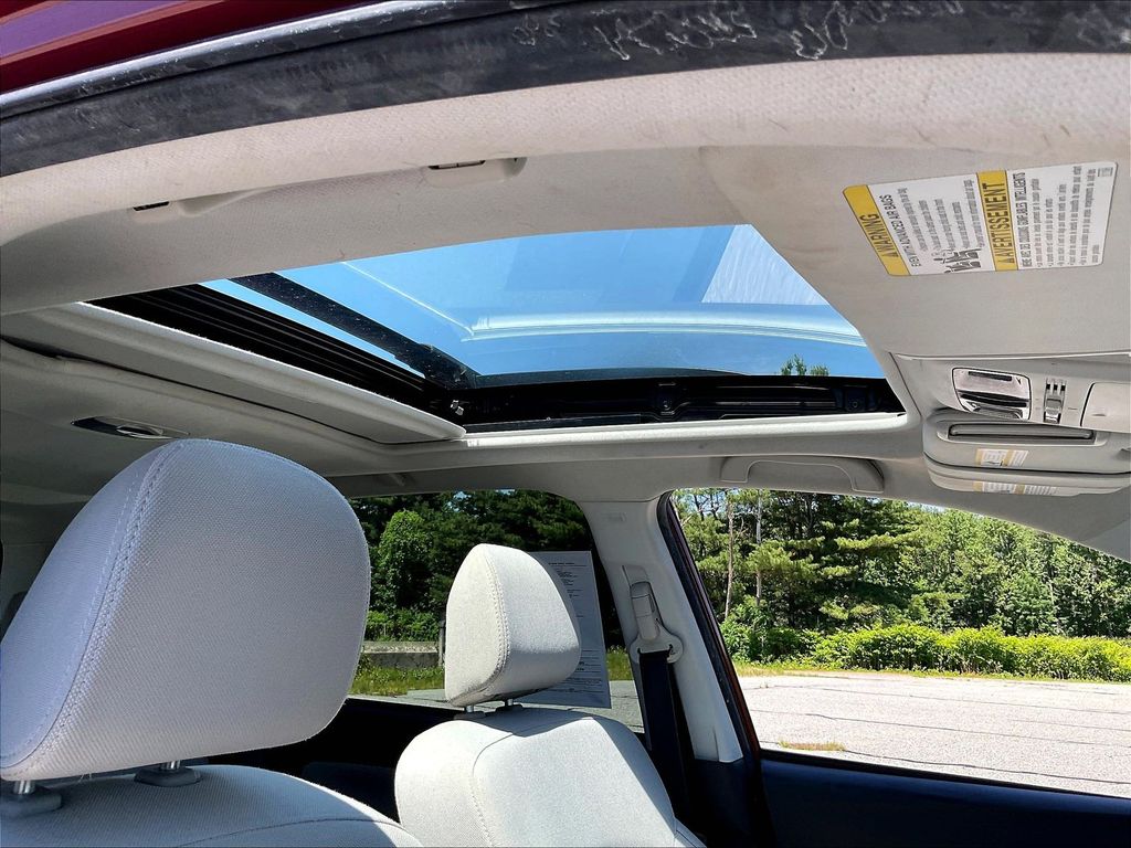 2017 Subaru Forester — photo 22