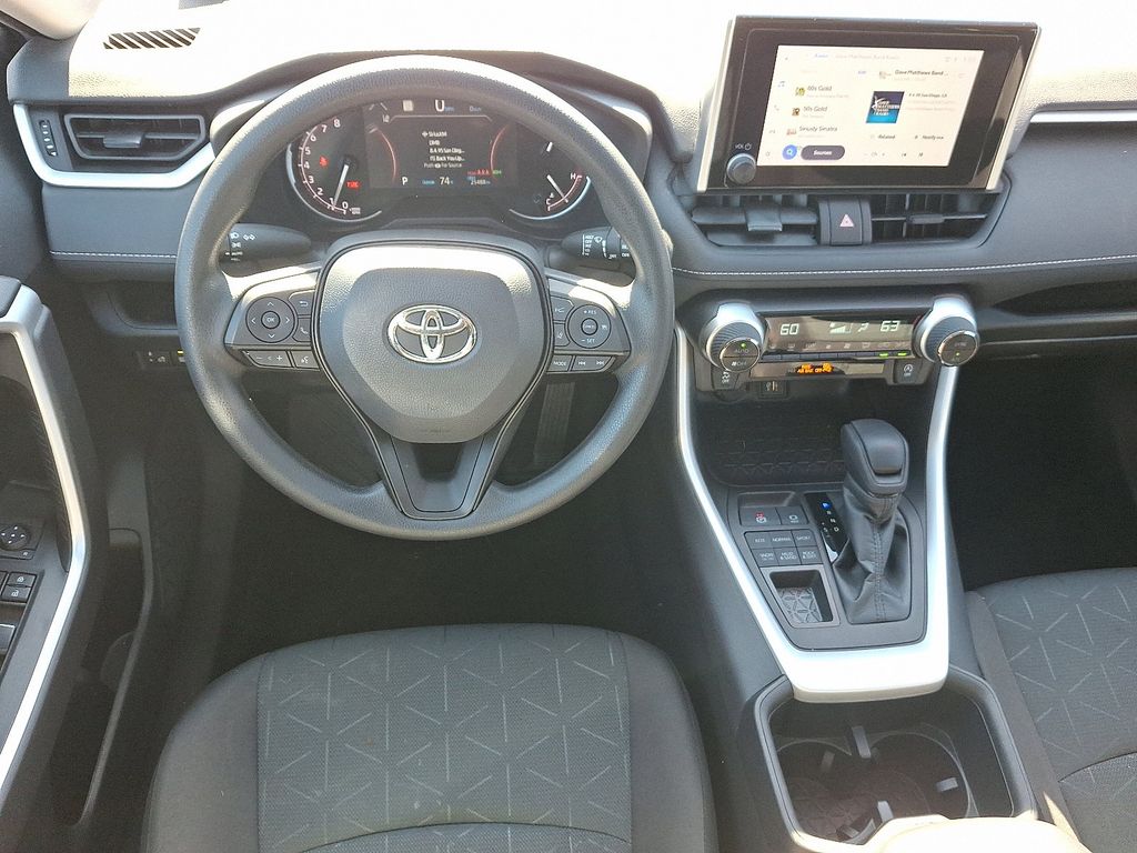 Thumbnail: 2023 Toyota RAV4 - 11