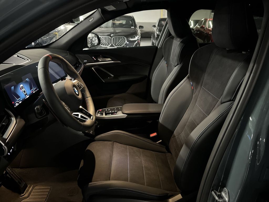 Thumbnail: 2026 BMW X2 - 11