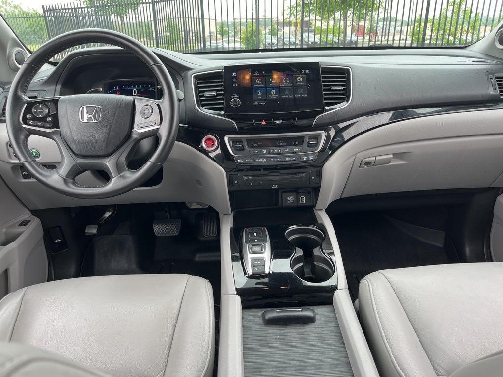 Thumbnail: 2019 Honda Pilot - 17