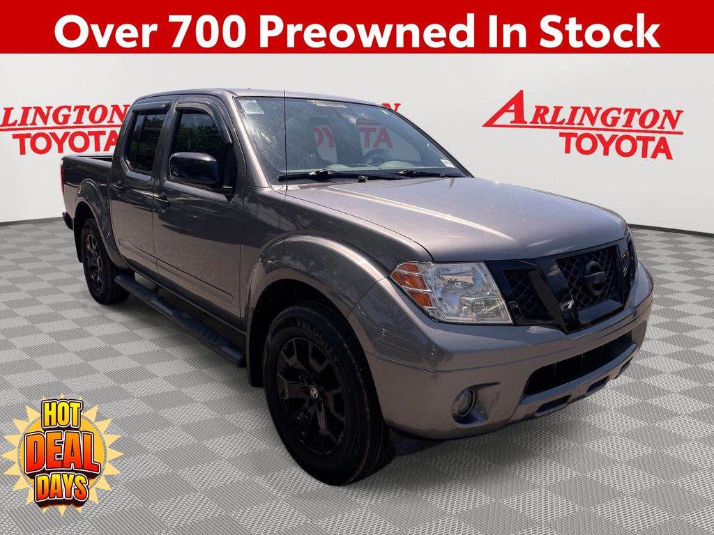 2021 Nissan Frontier SV Crew Cab 4X4 SWB's photo