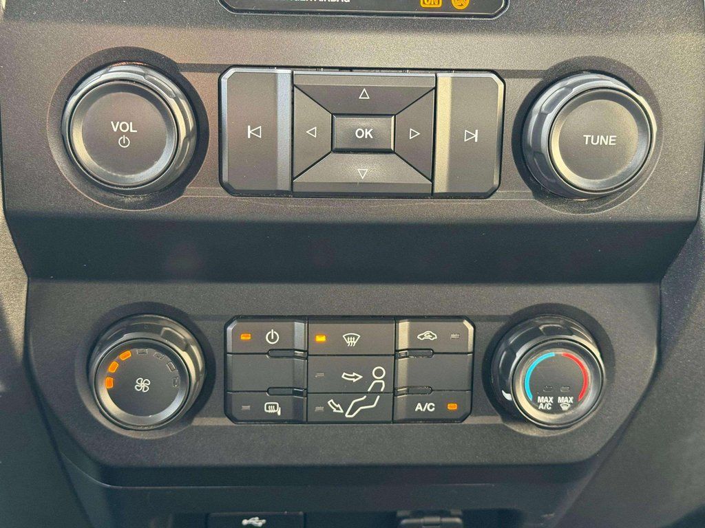 Used 2020 Oxford White Ford XL image 6