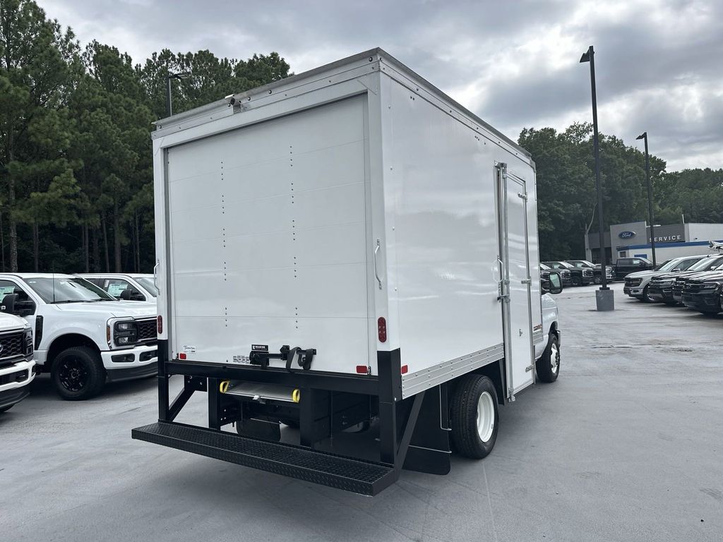 2025 Ford E-350SD Base 7