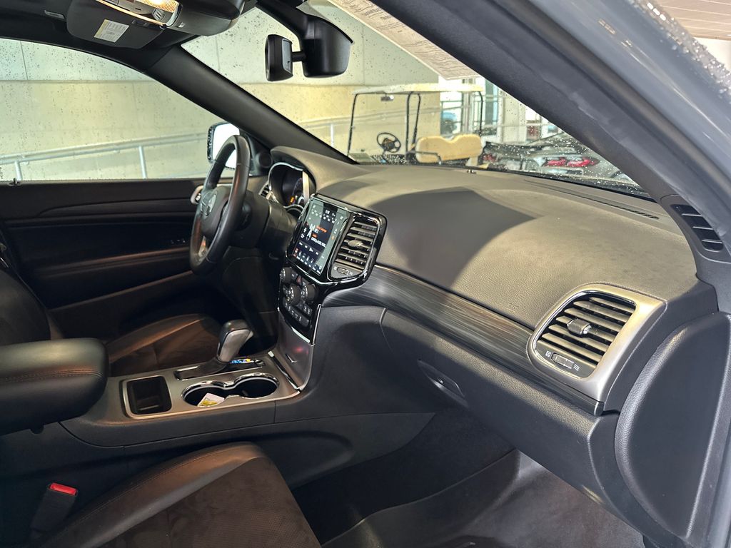 Used Car 2020 Jeep Grand Cherokee  Altitude For Sale Under $25,000 In Austin, Texas
