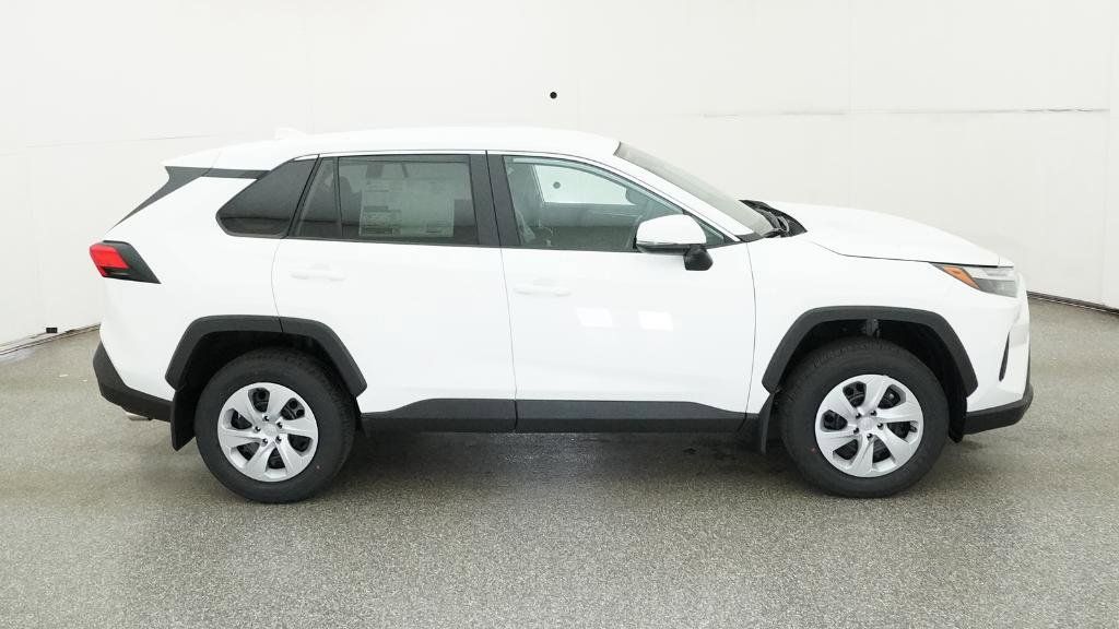 Thumbnail: 2025 Toyota RAV4 - 20