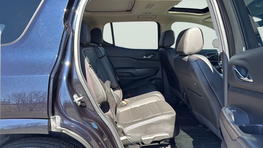 2022 GMC Acadia