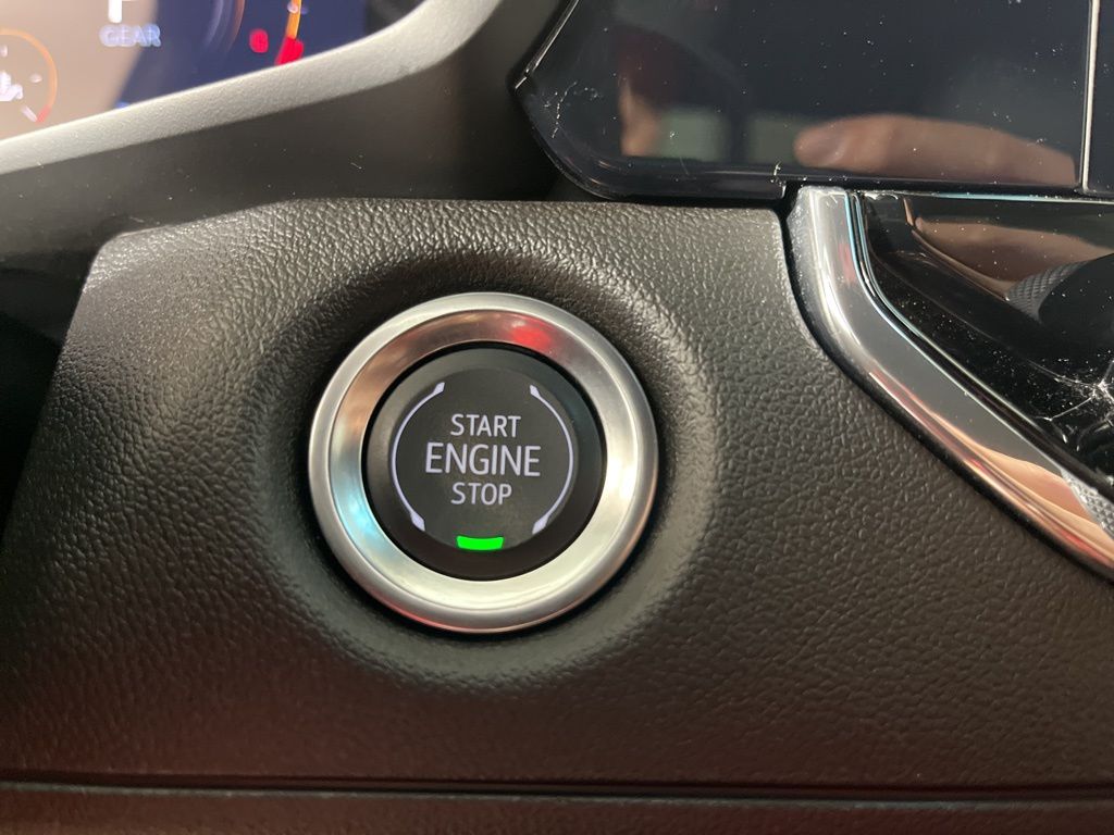 Thumbnail: 2024 Chevrolet Colorado - 29