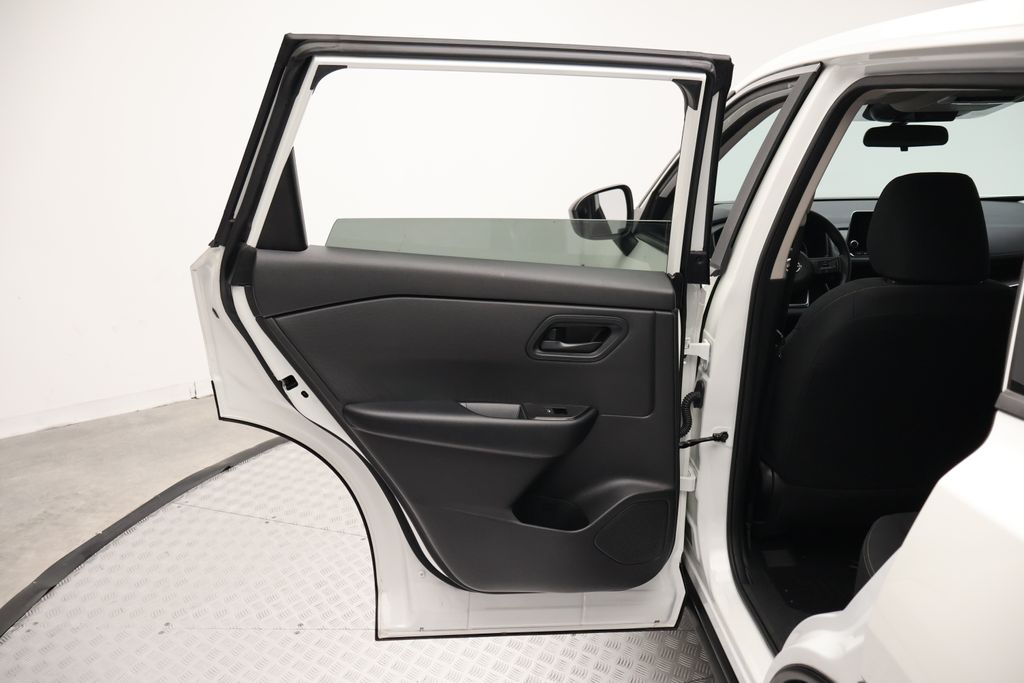 Thumbnail: 2024 Nissan Rogue - 21