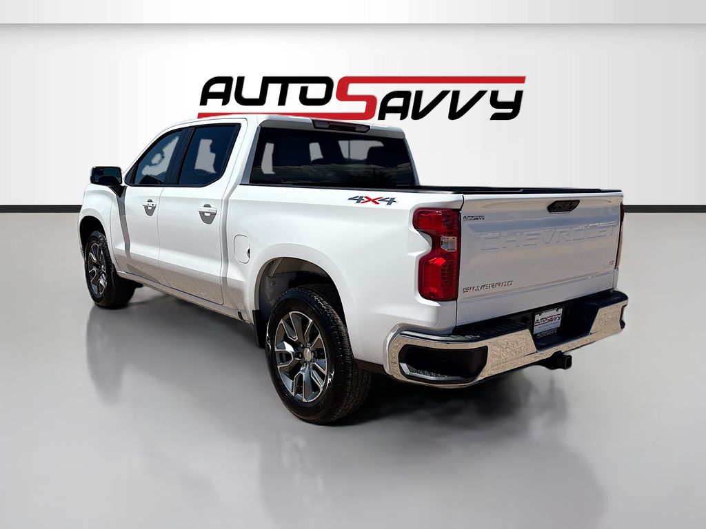 Used 2024 White Chevrolet LT image 5