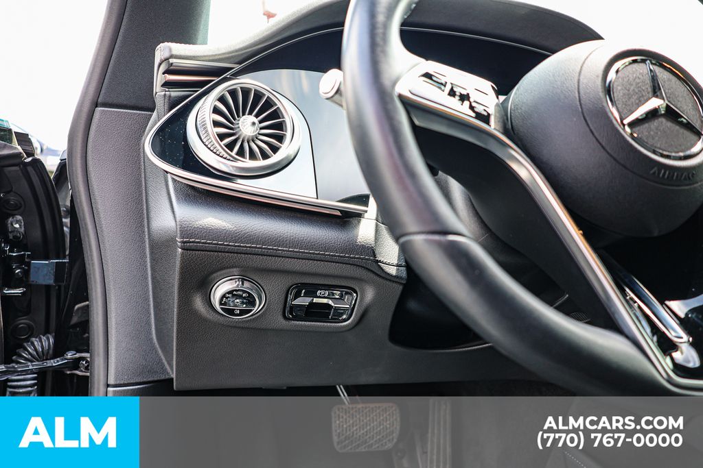 Used 2023 Black Mercedes-Benz 580 image 24