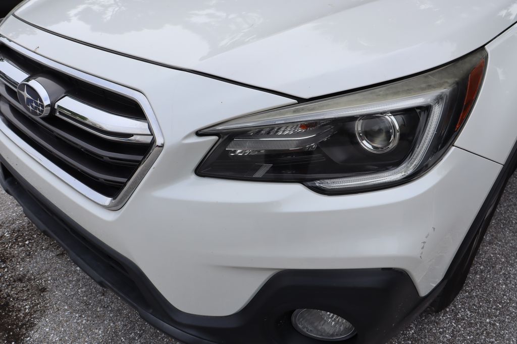 Thumbnail: 2019 Subaru Outback - 3