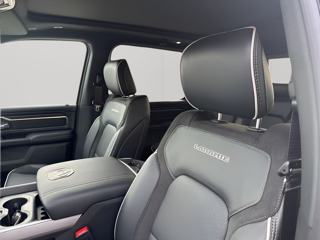 New 2026 Blue Ram Laramie image 27