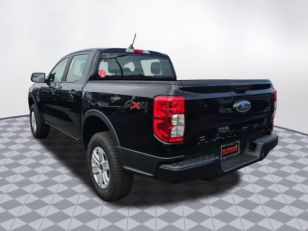 New 2025 Black Ford XL image 5