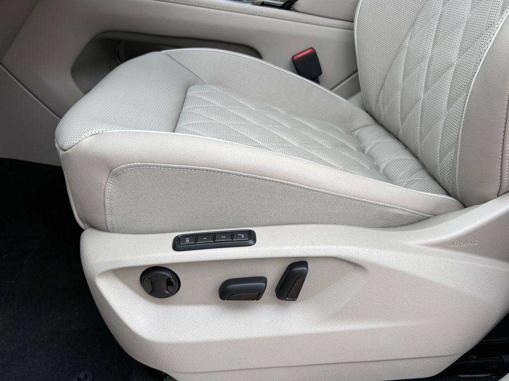 New 2026 White Volkswagen 2.0T SEL Premium R-Line image 13