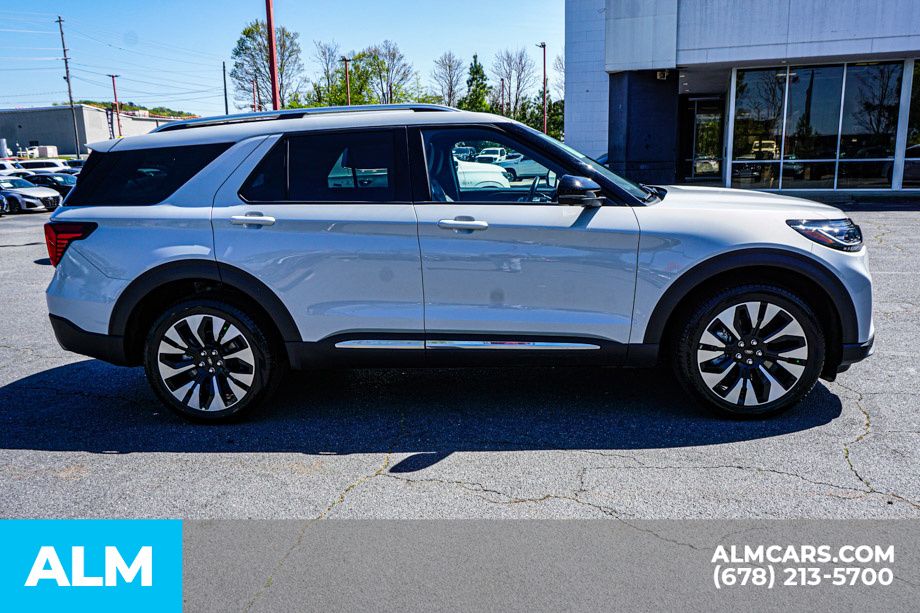 Used 2025 White Ford Platinum image 9