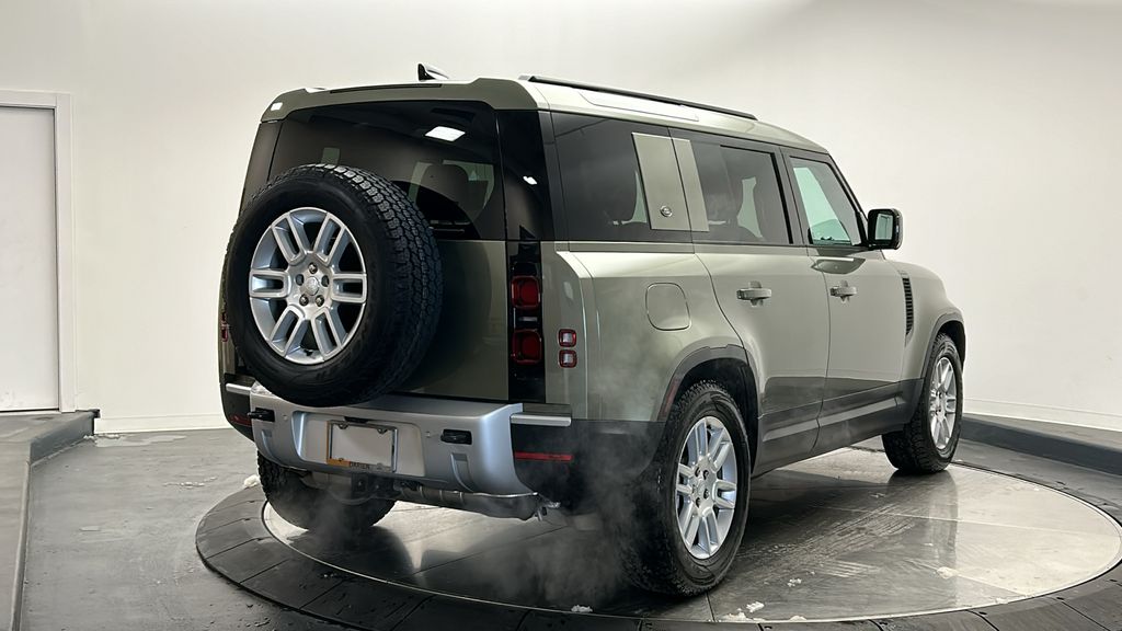 2024 Land Rover Defender 110 5