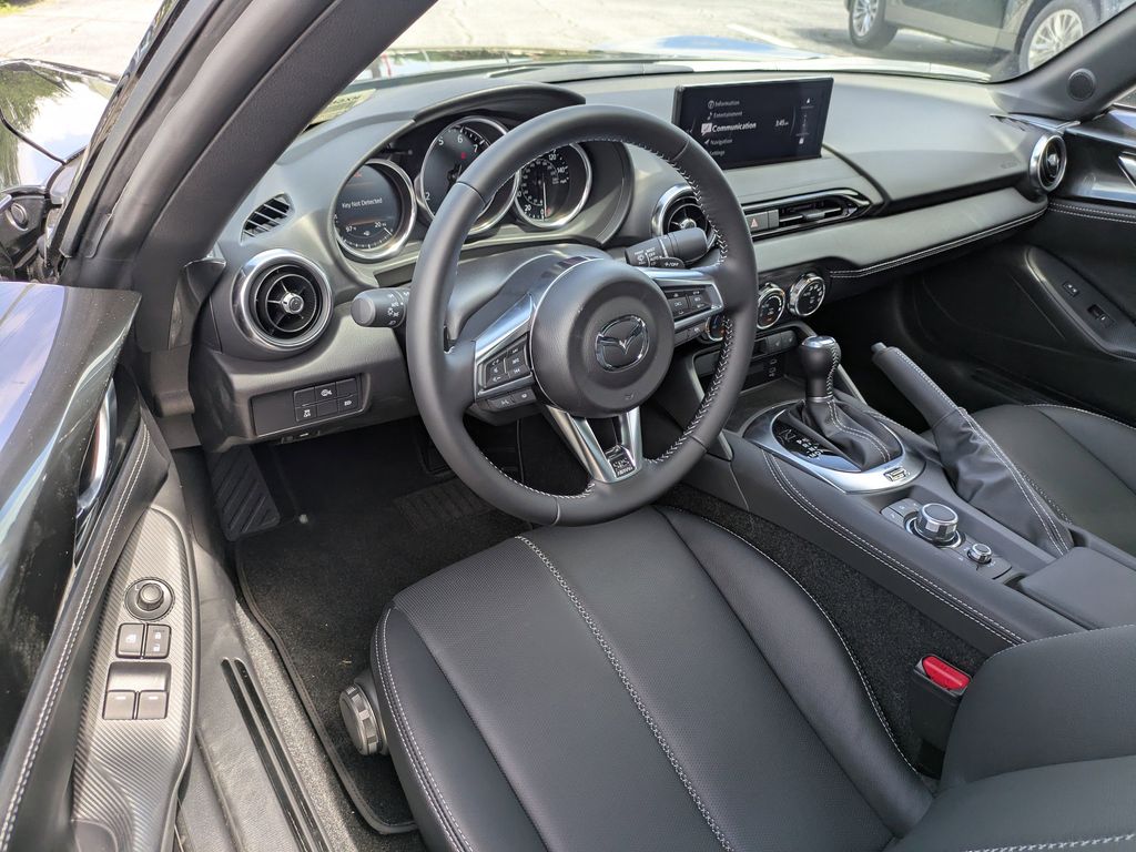 2026 Mazda MX-5 Miata Grand Touring