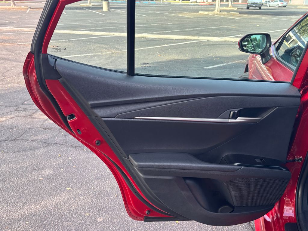 Thumbnail: 2025 Toyota Camry - 28