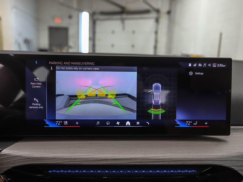 Thumbnail: 2026 BMW i4 - 19