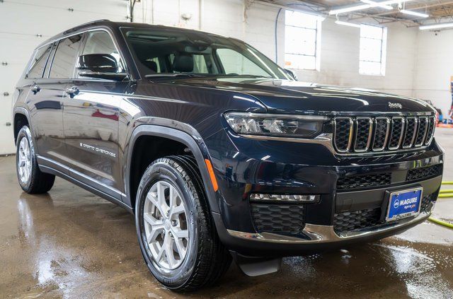 2023 Jeep Grand Cherokee L Limited Blue at Grove City Ford
