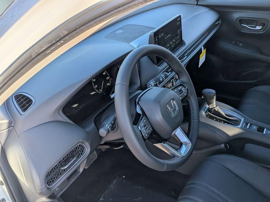 2026 Honda HR-V EX-L - Photo 11