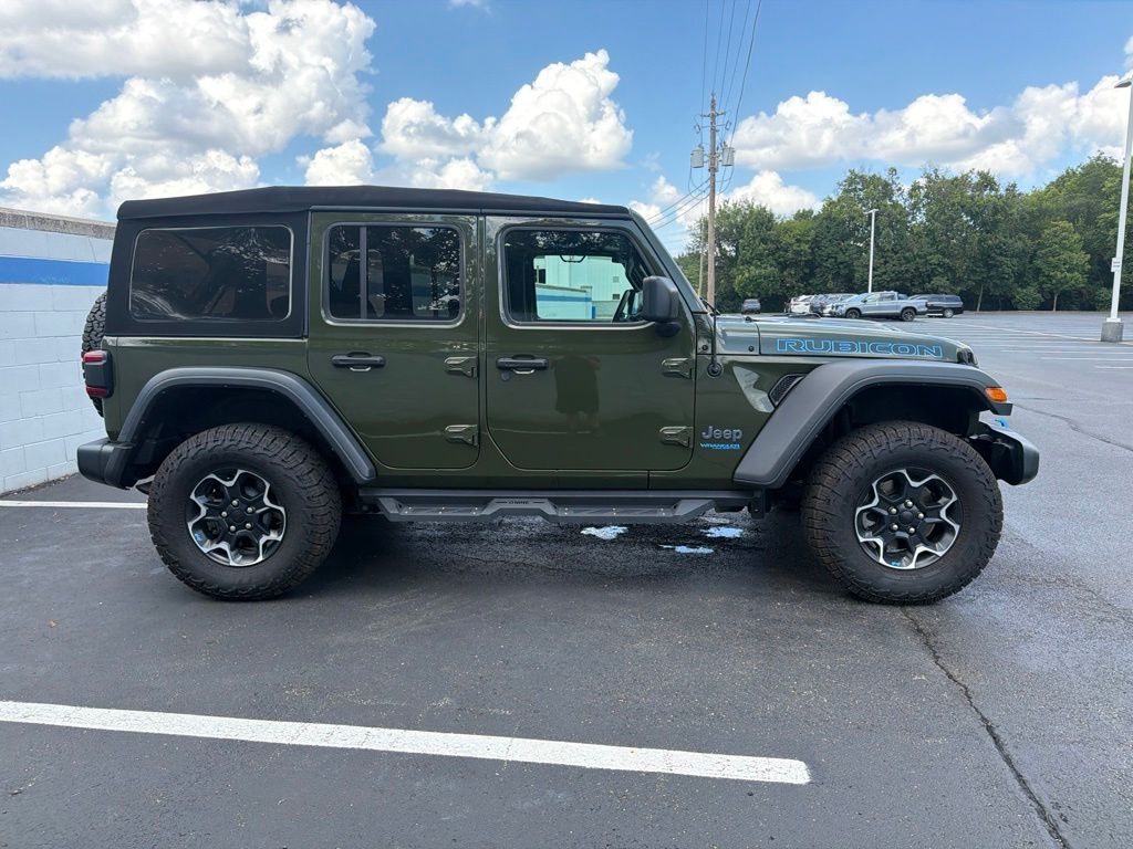 Thumbnail: 2022 Jeep Wrangler - 6