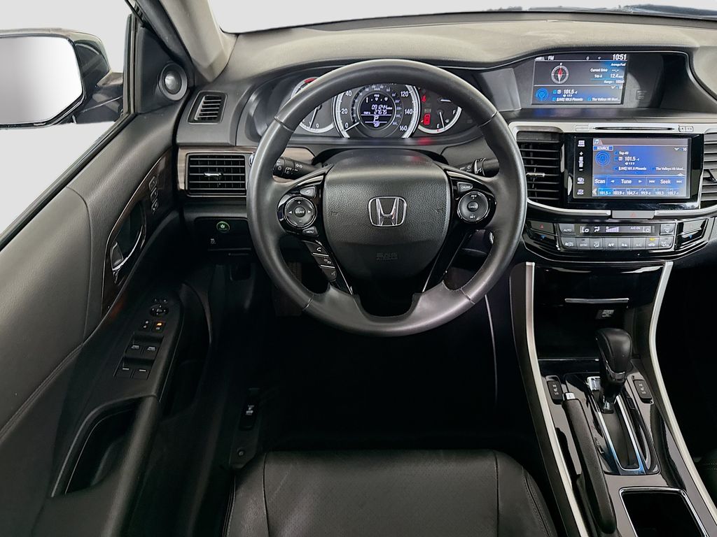 Thumbnail: 2016 Honda Accord - 10