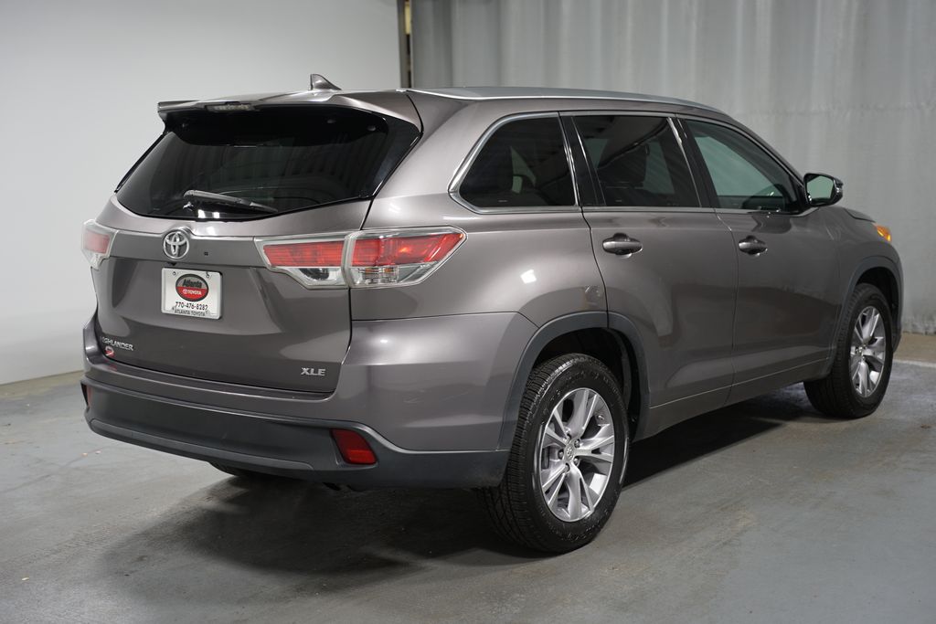 2015 Toyota Highlander XLE 8