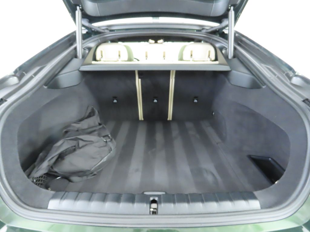 Thumbnail: 2023 BMW i4 - 29