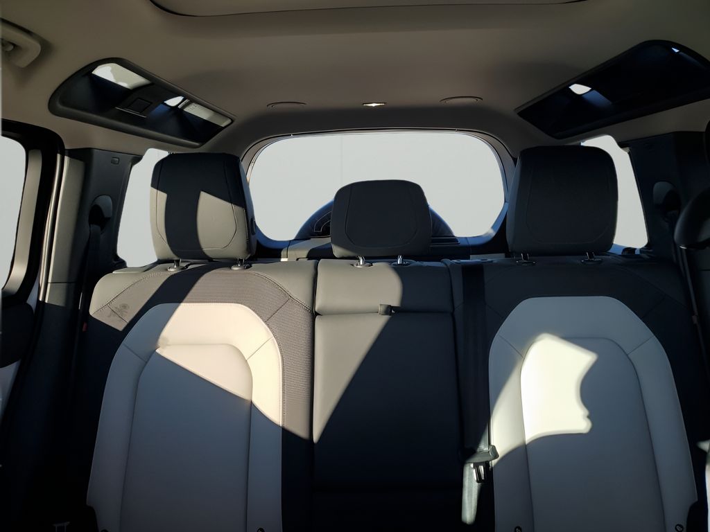 Used Car 2024 Land Rover Defender 110  X-dynamic Se For Sale Under $70,000 In Austin, Texas